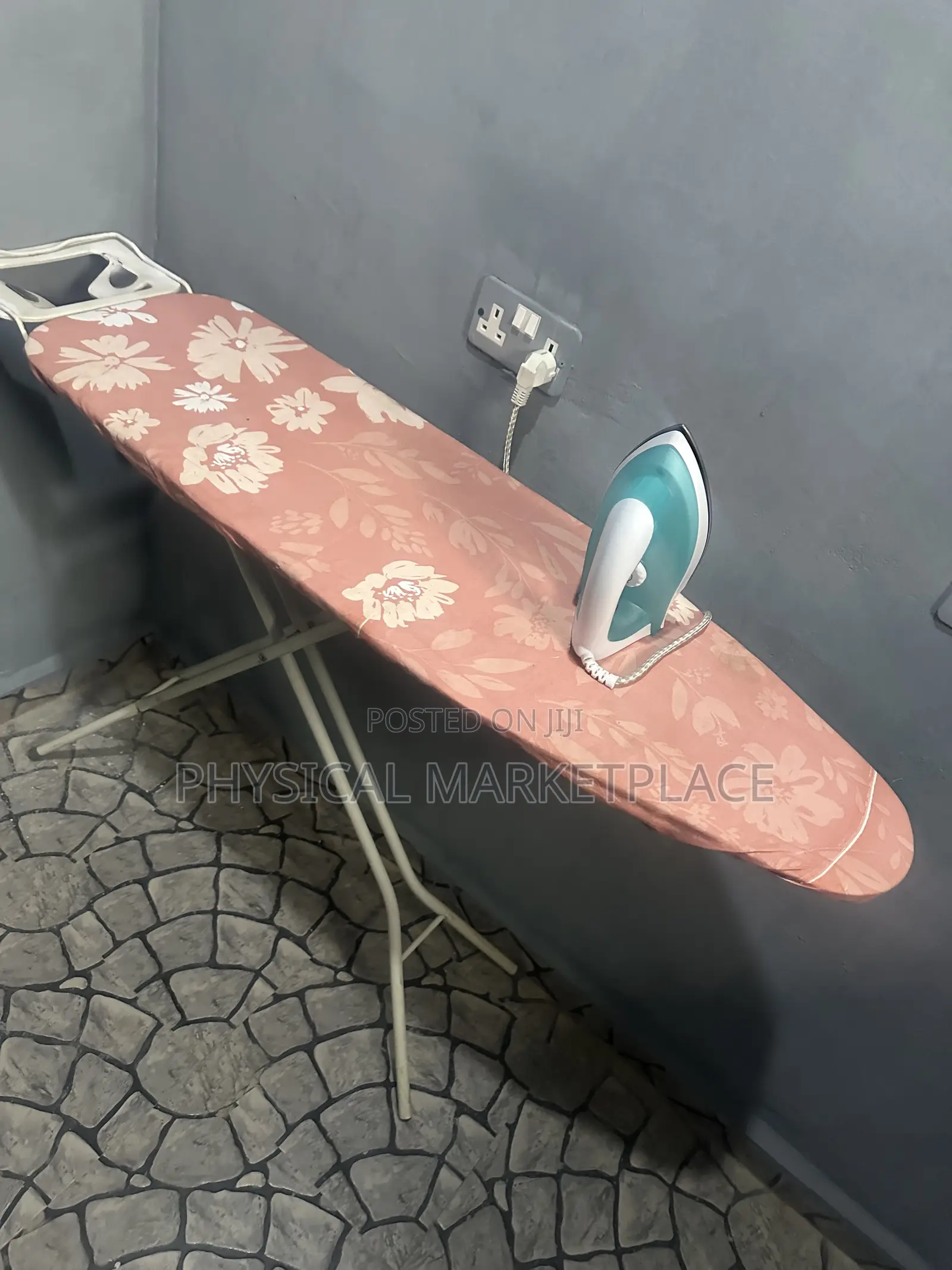 Solar Pressing Iron Ironing Board