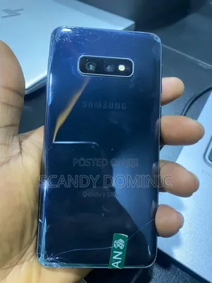 Samsung Galaxy S10e 128 GB Blue