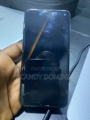 Samsung Galaxy S10e 128 GB Blue