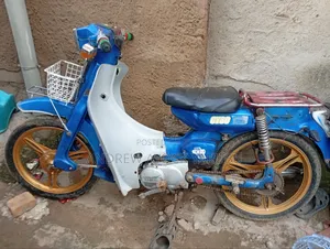 Yamaha Gear 2000 Blue