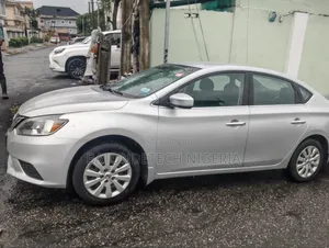 Nissan Sentra SR 2017 Silver