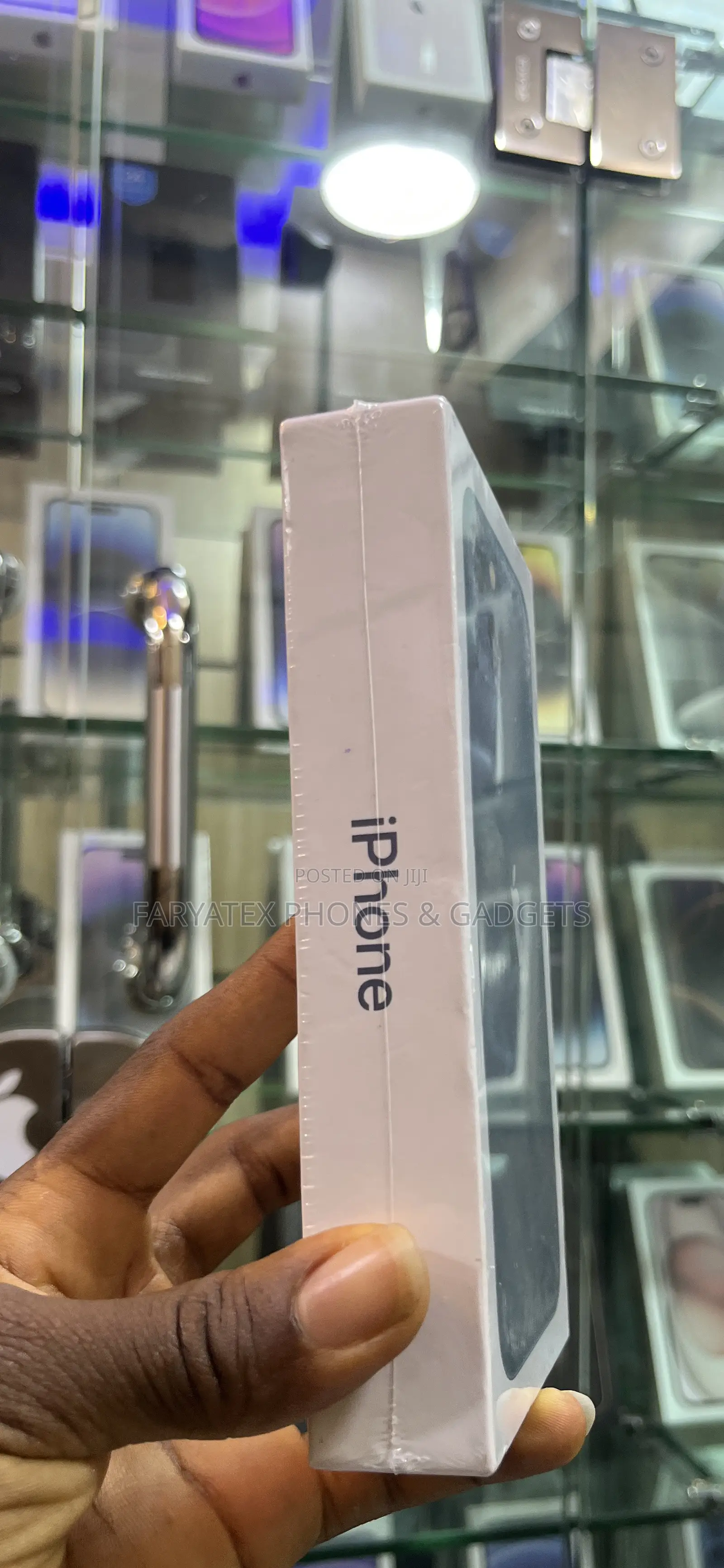New Apple iPhone 13 256 GB Blue