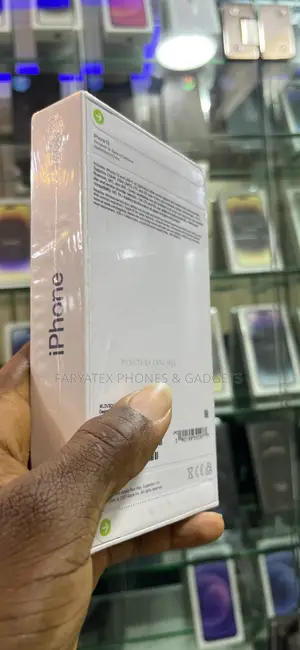 New Apple iPhone 13 256 GB Blue