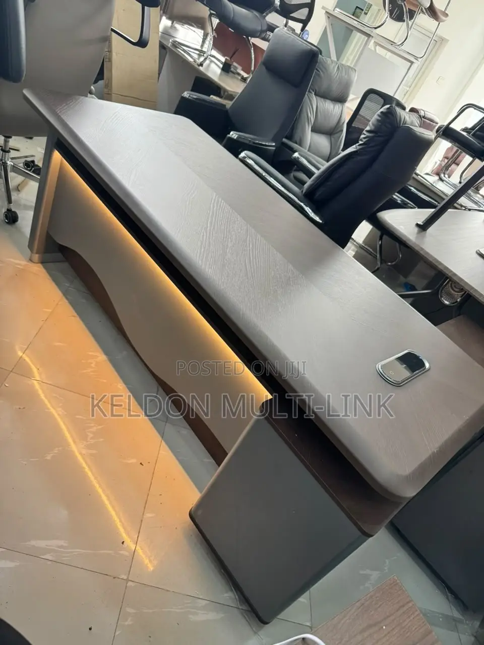 Office Table /Executive Office Table 1.8 Meter Size