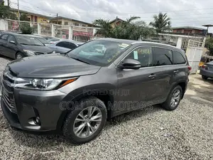Toyota Highlander 2015 Gray