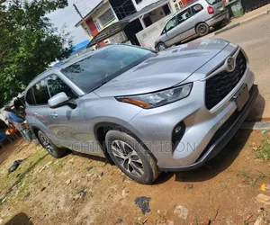 Toyota Highlander 2020 Silver