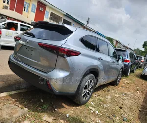 Toyota Highlander 2020 Silver