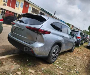 Toyota Highlander 2020 Silver