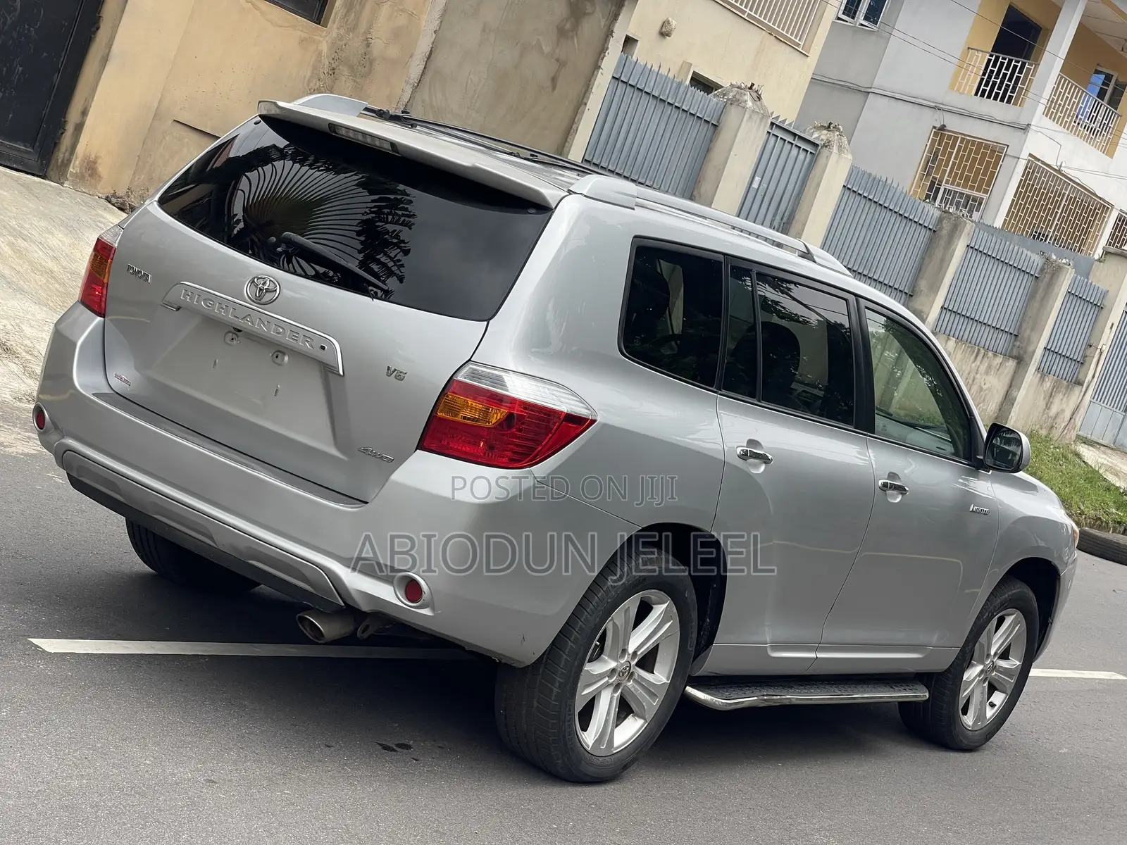 Toyota Highlander 2010 Silver
