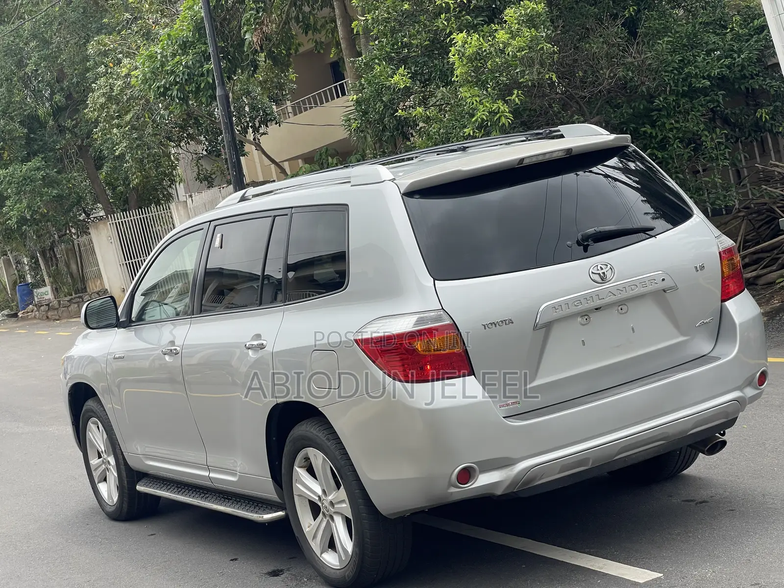 Toyota Highlander 2010 Silver