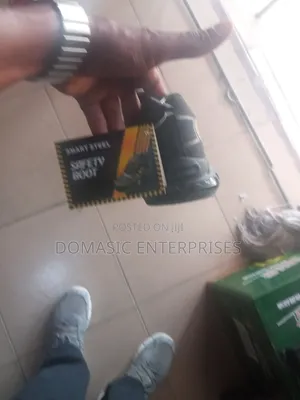 Smart Still Safety Boots