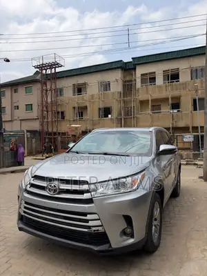 Toyota Highlander 2015 Silver