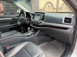 Toyota Highlander 2015 Silver