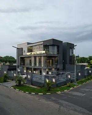 6bdrm Duplex in Wuse for sale