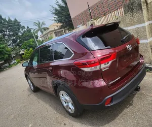 Toyota Highlander 2018 Red