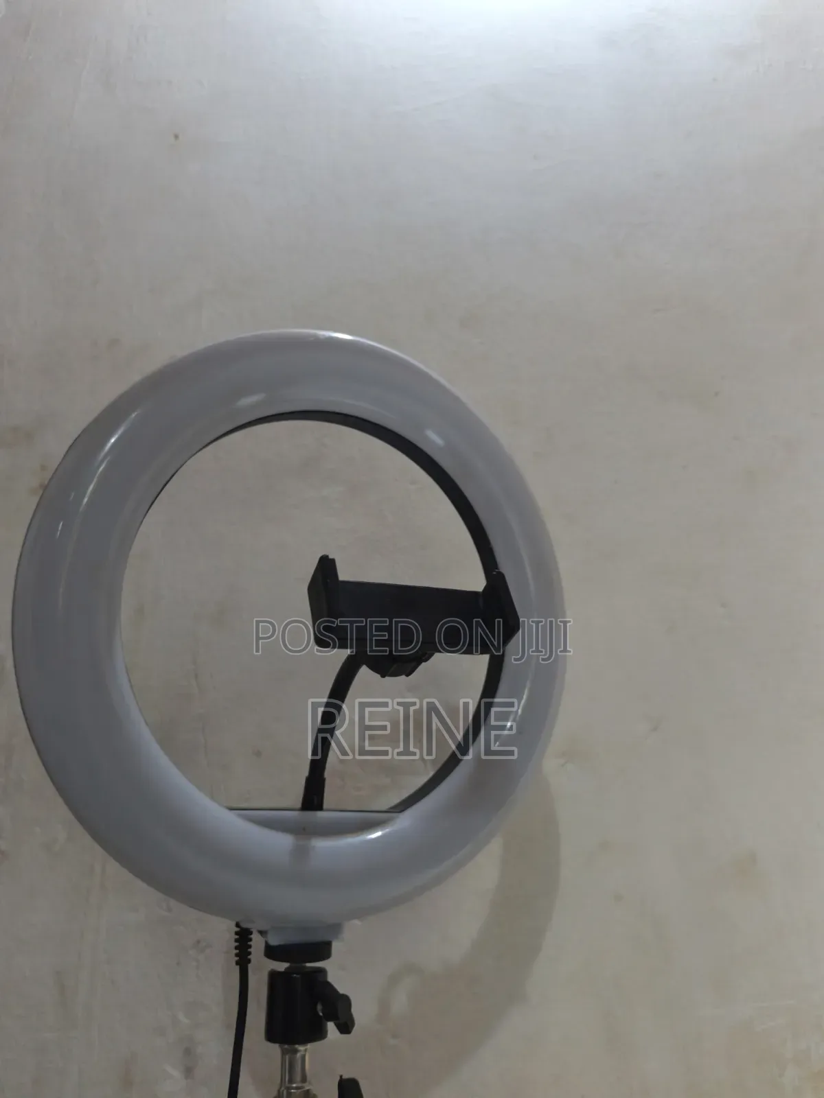 Ringlight With Tripod