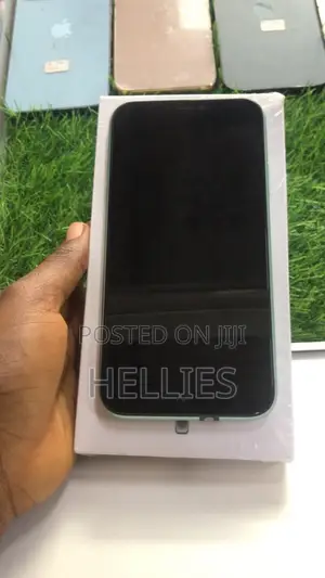 New Apple iPhone 11 Pro Max 64 GB Blue