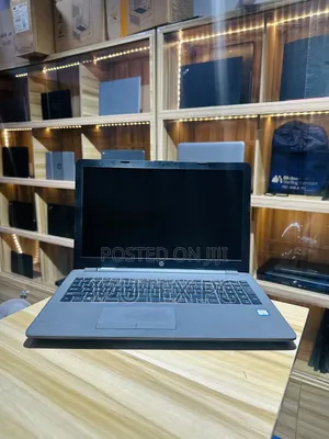 Laptop HP 250 G6 4GB Intel Core i3 SSD 128GB