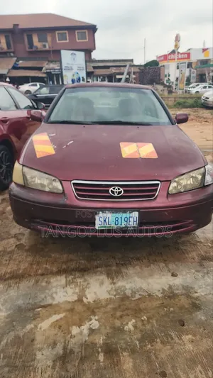 Toyota Camry 2002 Red