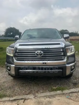 Toyota Tundra 1794 5.7L V8 w/FFV 4x4 CrewMax 5.6 ft. box 145.7 in. WB