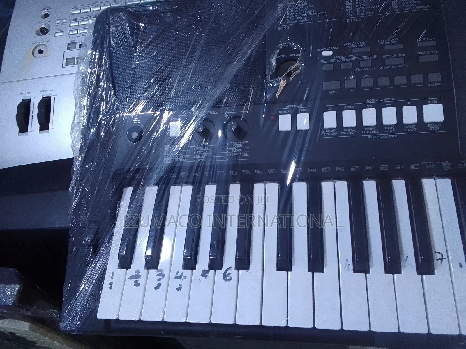 Yamaha PSR-E423 Keyboard With Pitch Bend – Powerful Sounds