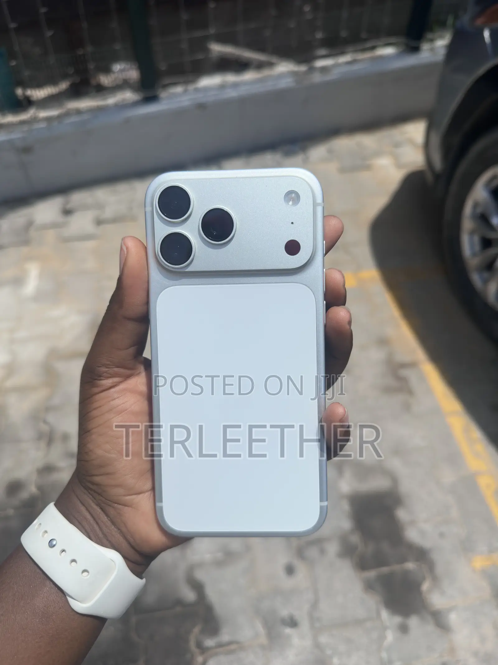 Apple iPhone 17 Pro Max 1 TB Silver