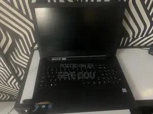 Laptop Lenovo 100e 8GB Intel Core i3 SSD 128GB
