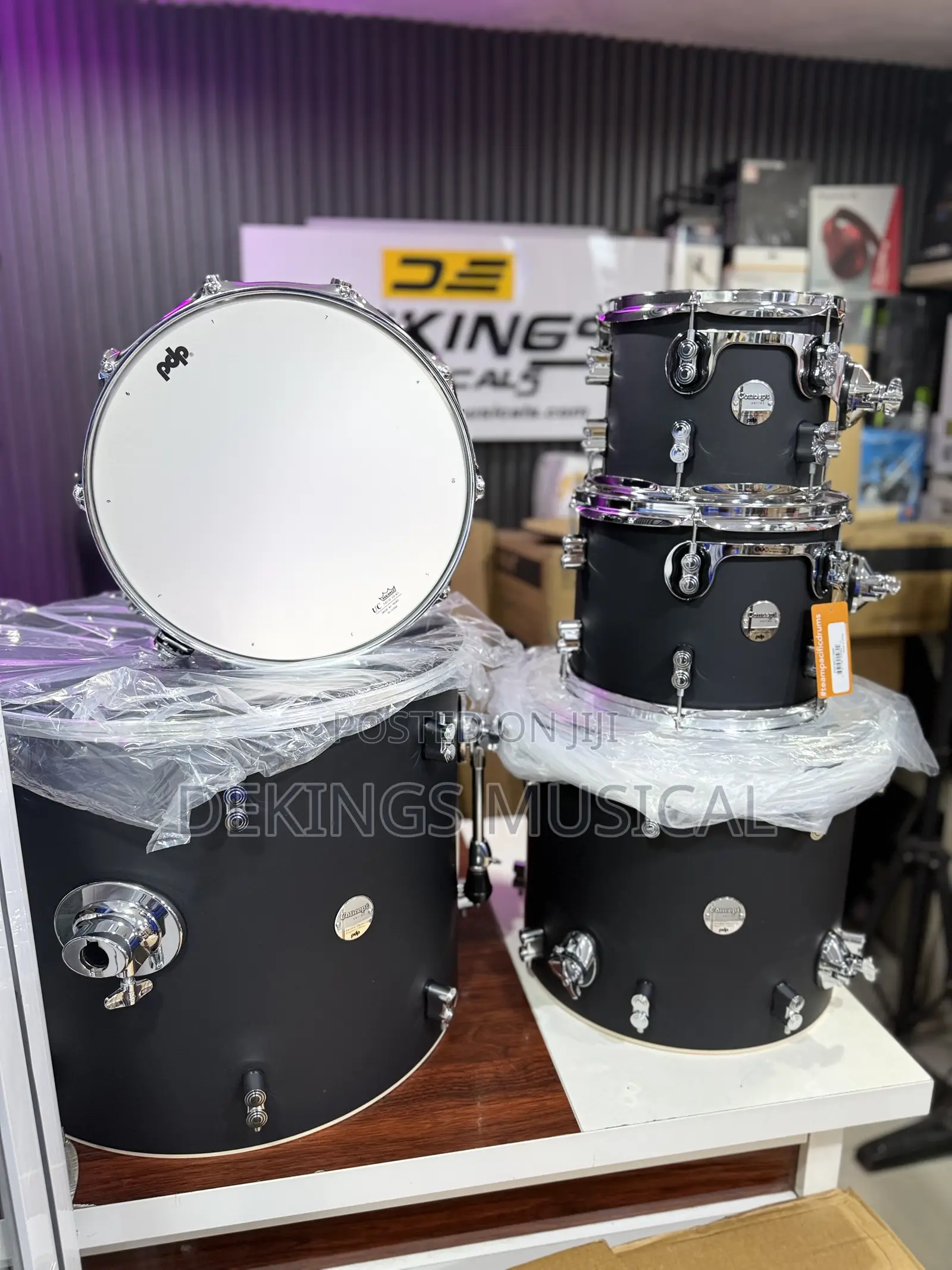 PDP Concept Maple Drum Kit Satin Black 5 Piece