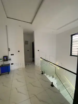 4bdrm Duplex in Ikota for sale