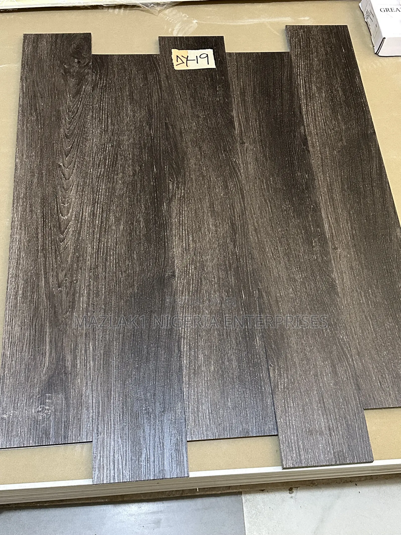Vinly Floor Tiles