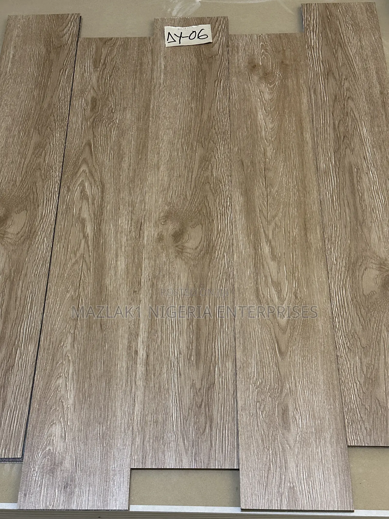Vinly Floor Tiles