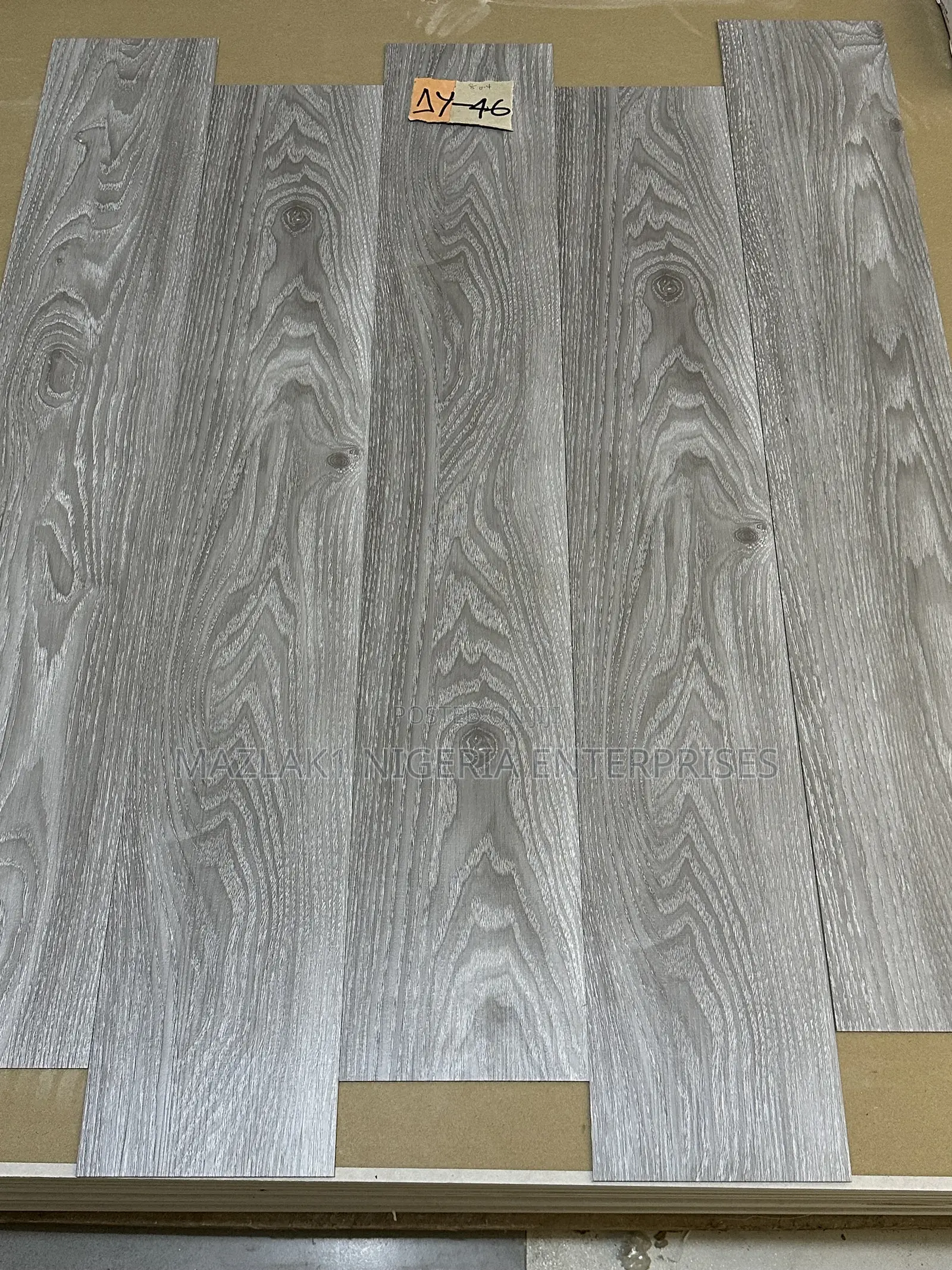 Vinly Floor Tiles