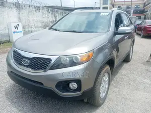 Kia Sorento 2011 Gray