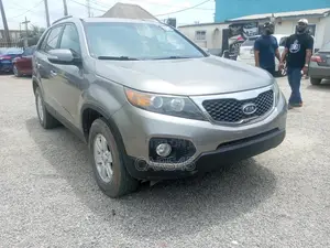 Kia Sorento 2011 Gray