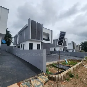 4bdrm Duplex in Jericho Gra, Jericho for sale