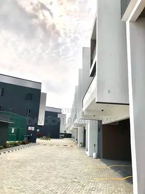 Furnished 2bdrm Apartment in Lekki Phase 1 for rent