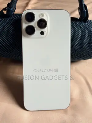 Apple iPhone 16 Pro Max 1 TB White