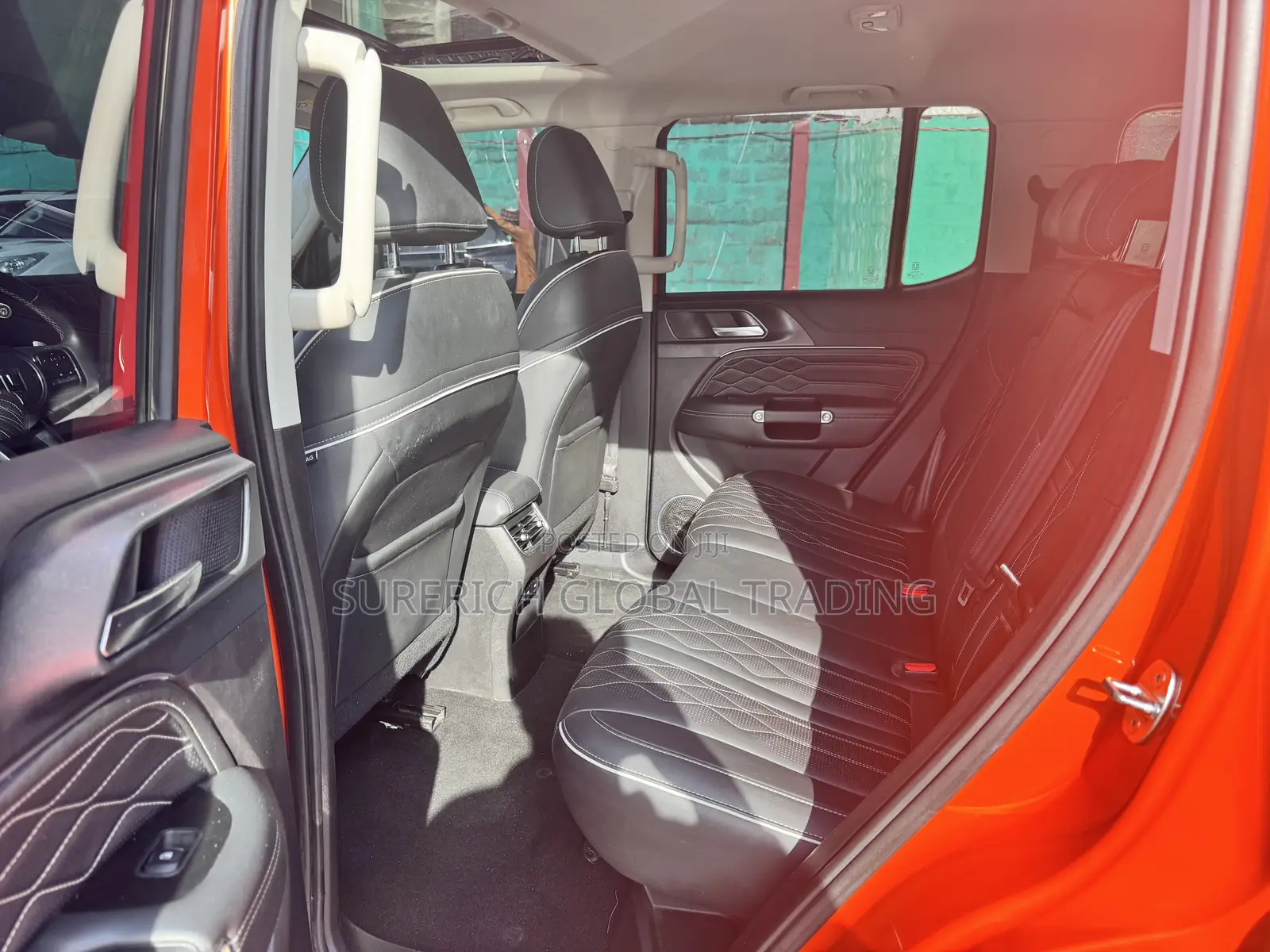 Tank 300 2023 Orange