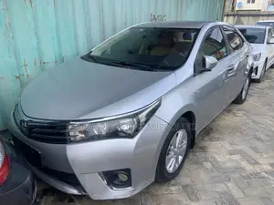 Toyota Corolla LE Eco Premium 4dr Sedan (1.8L 4cyl CVT) 2015 Silver