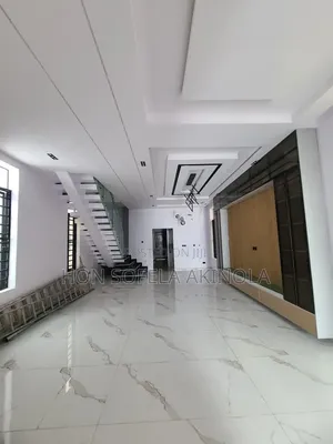5bdrm Duplex in Orchid, Chevron for sale