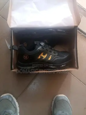 Smart Still Safety Boots
