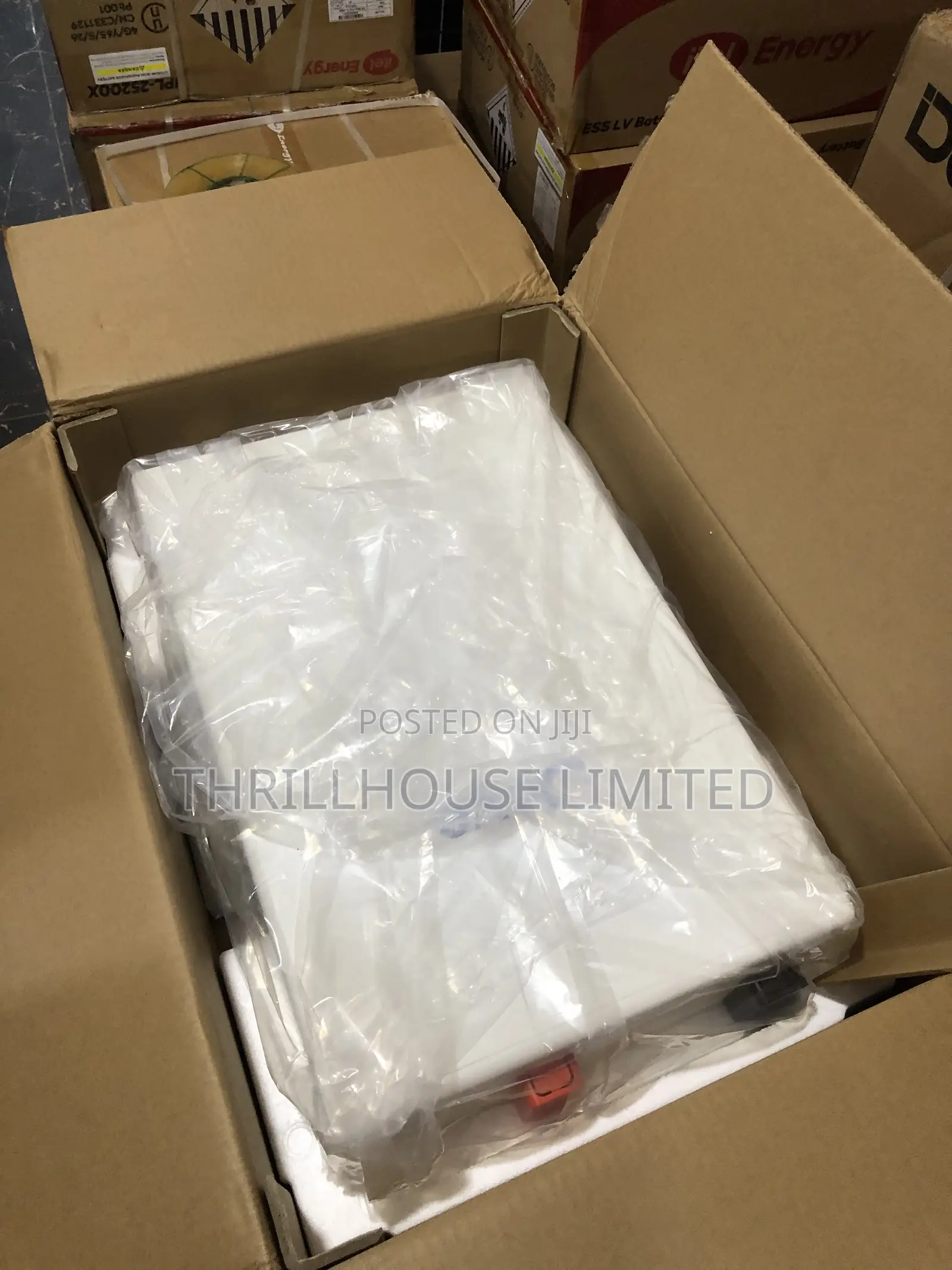 5.12kwh Deye Lithium Battery - Super Lasting
