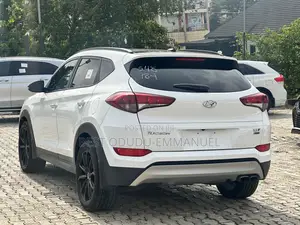Hyundai Tucson 2017 White