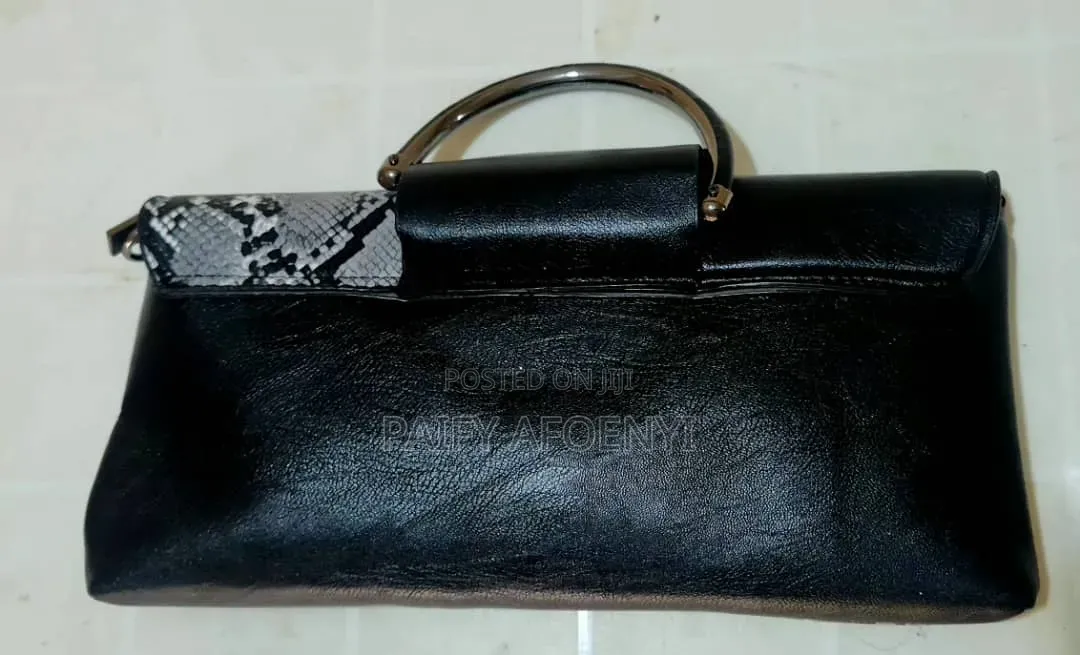 Black and White Patterned Handbag