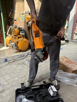 Wall Chaser Machine