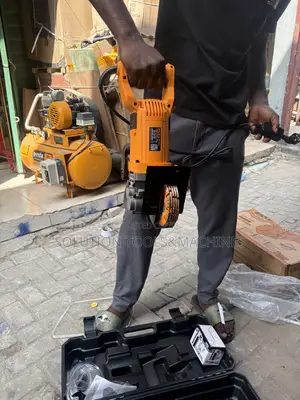 Wall Chaser Machine