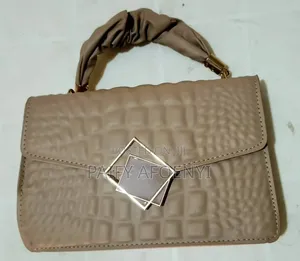Nude Being Elegant Handbag