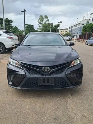 Toyota Camry 2017 Black