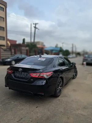 Toyota Camry 2017 Black