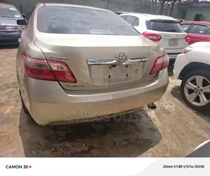 Toyota Camry 2.4 LE 2008 Gold